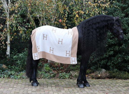Horses and Lifestyle luxe H Plaid Sand
