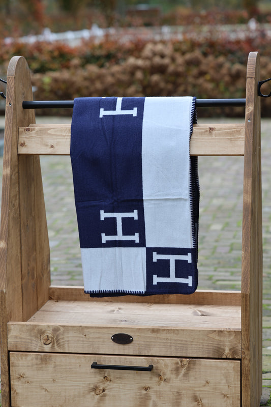 Horses and Lifestyle luxe H Plaid Navy