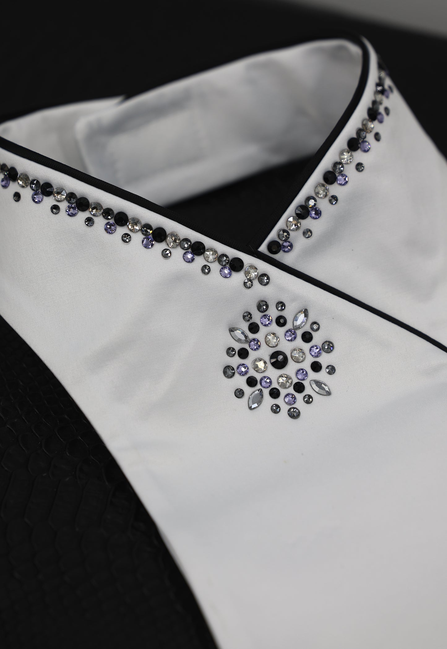 Swarovski Plastron Lamantia Crystal Flower Lavender