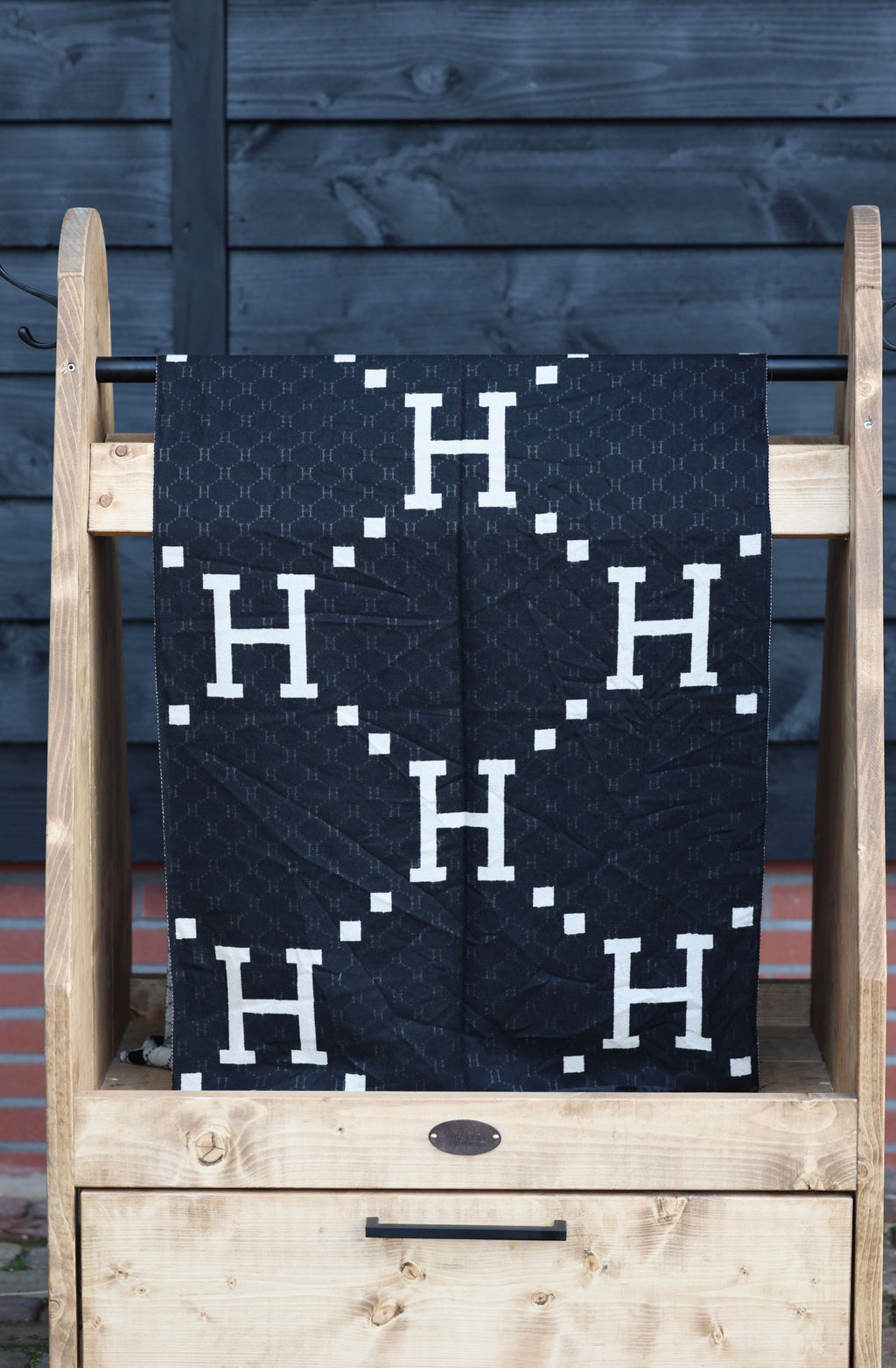 Horses and Lifestyl H Scarf Black