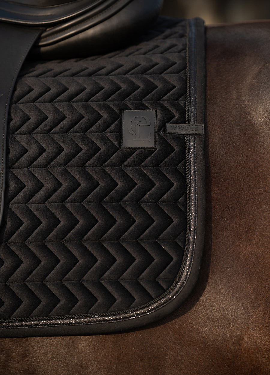 L'Evique Zadeldek Zira – Zwart