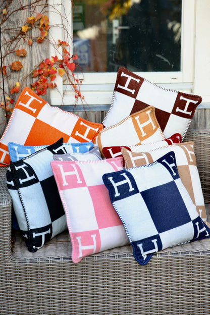 Horses and Lifestyle Pillow H Navy