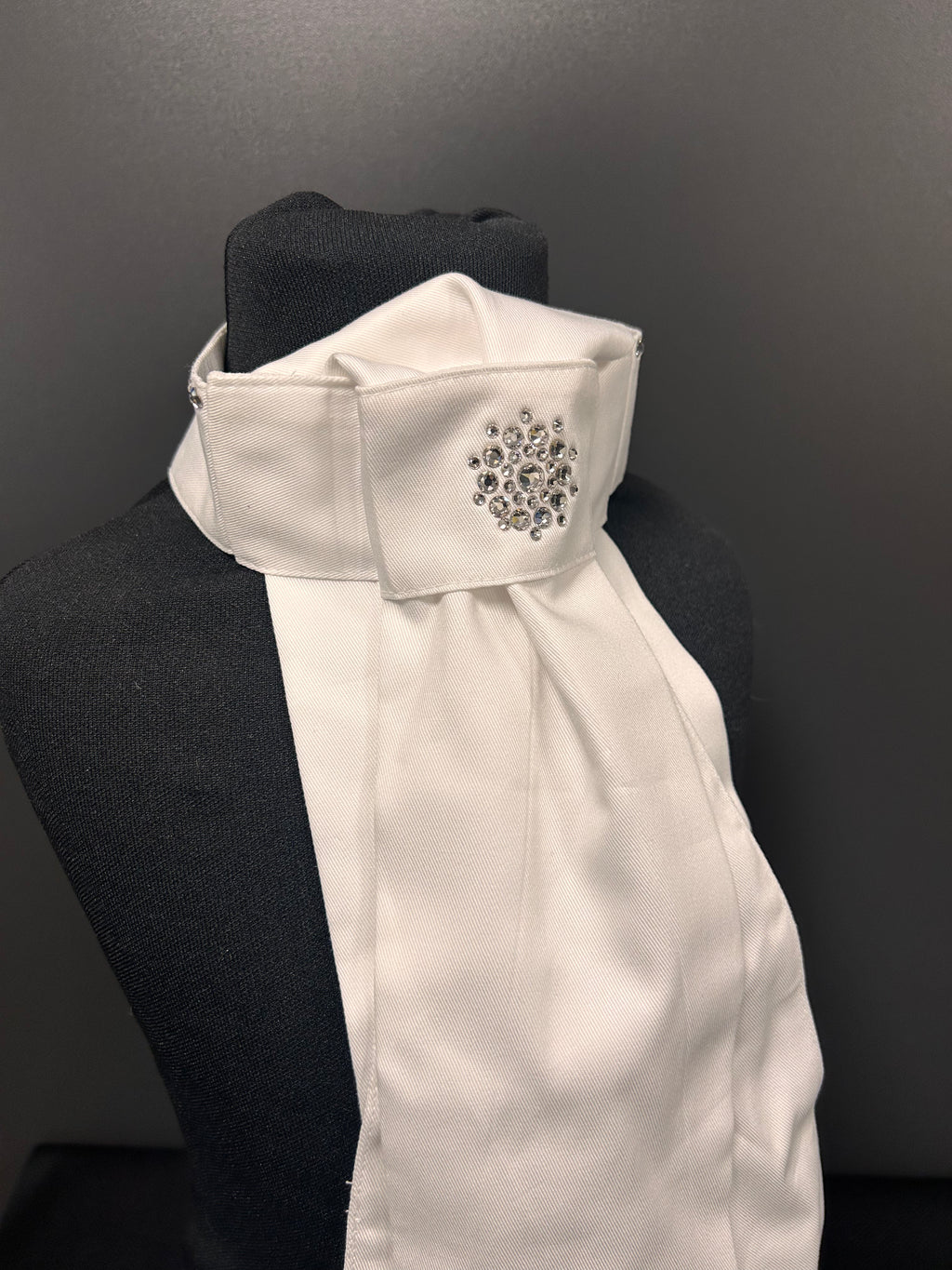 Plastron NoConcept Swarovski