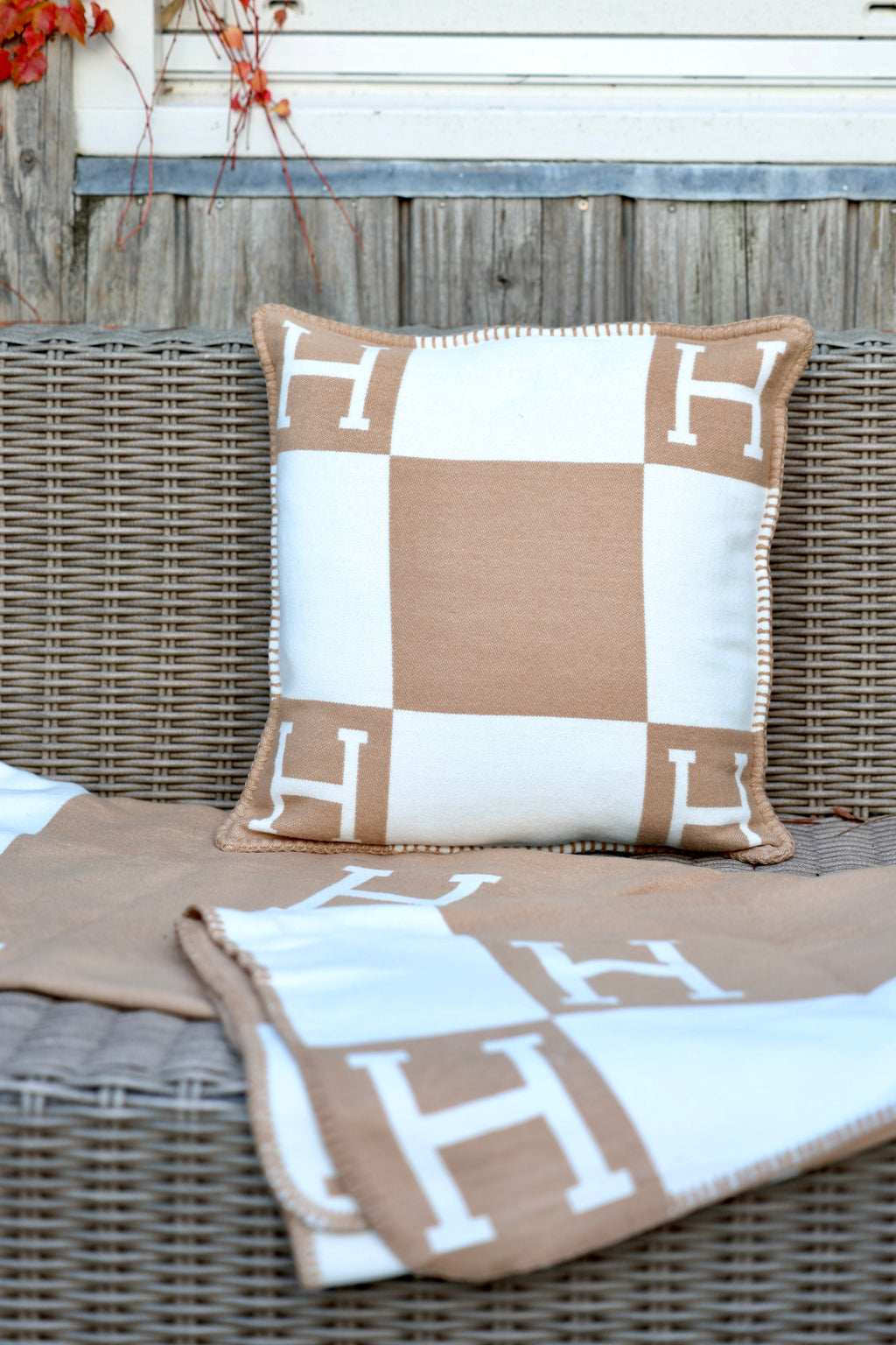 Horses and Lifestyle Pillow H Sand