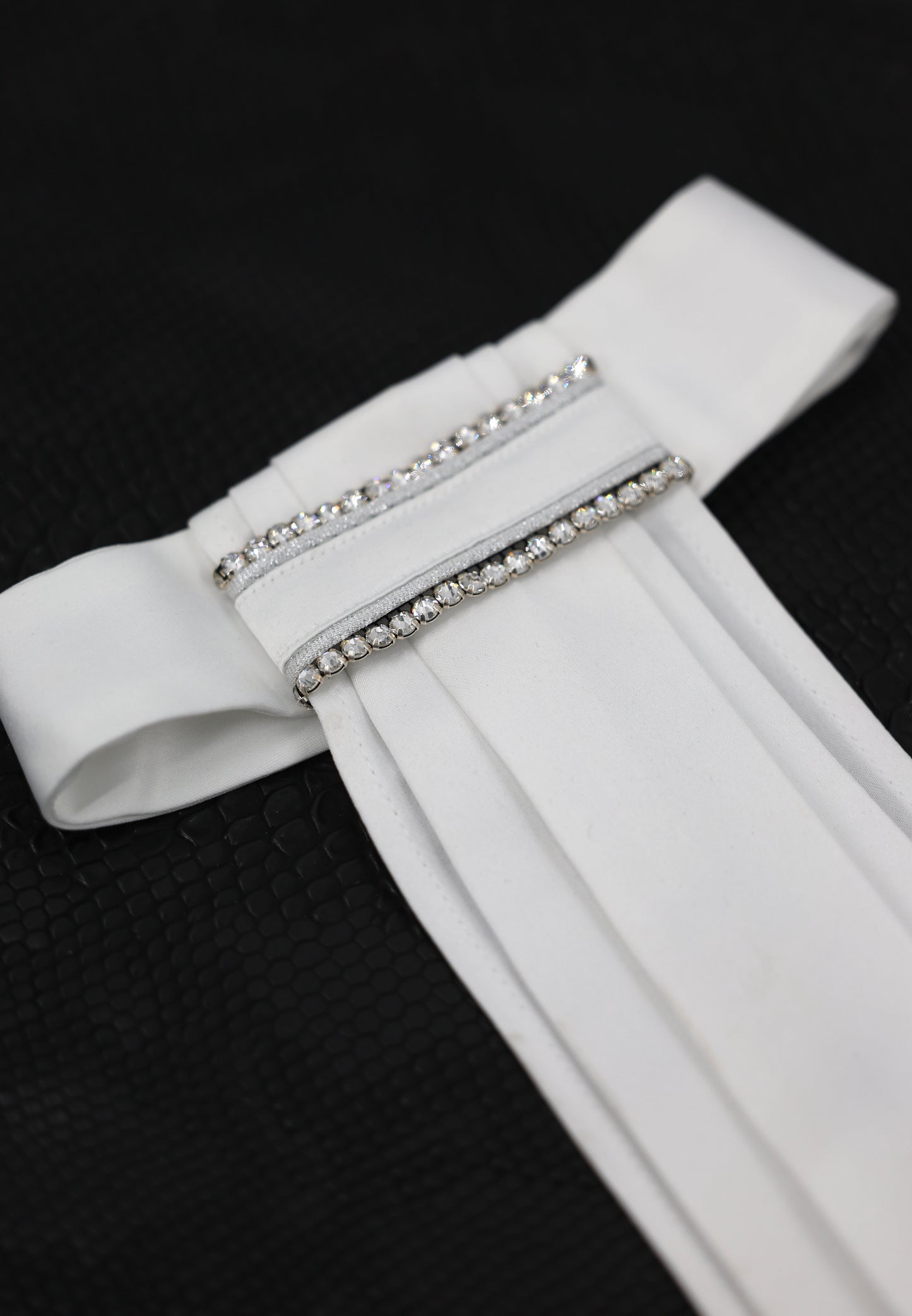 Swarovski plastron Classic LCN Silver