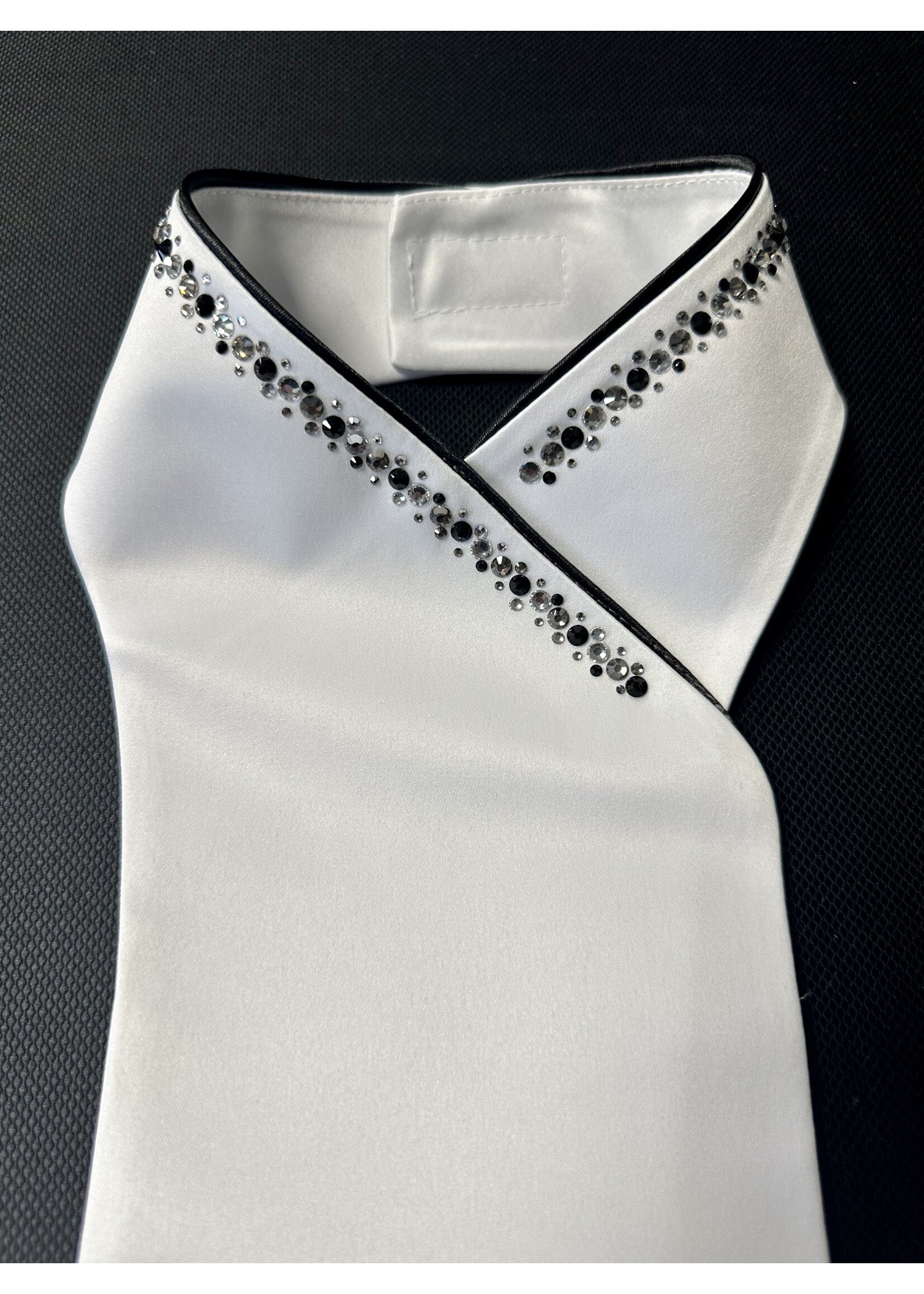 Plastron Plastronique by Lamantia classic simple