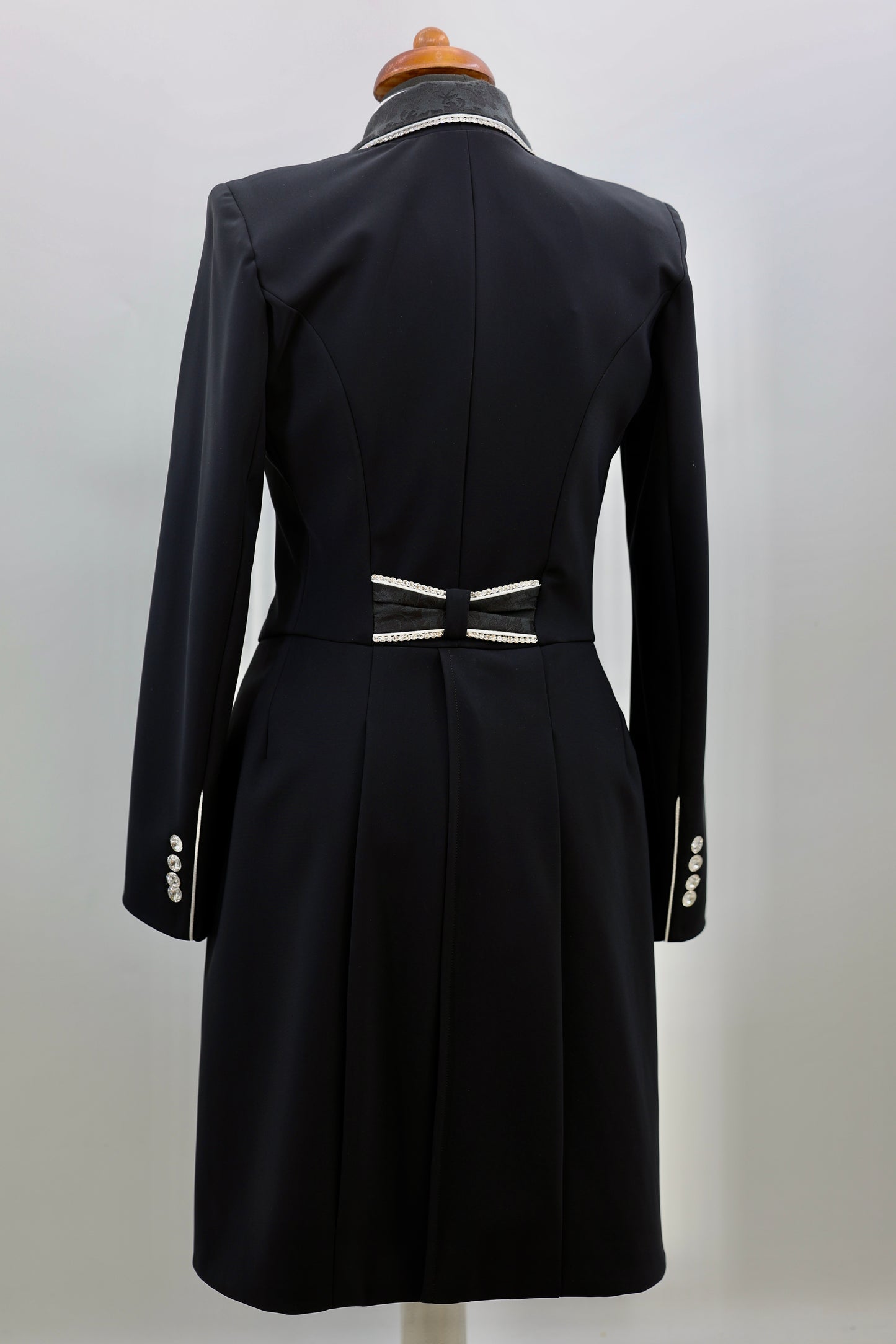 DEMO Lamantia Couture Frack Le Noir Blossom SIZE 38