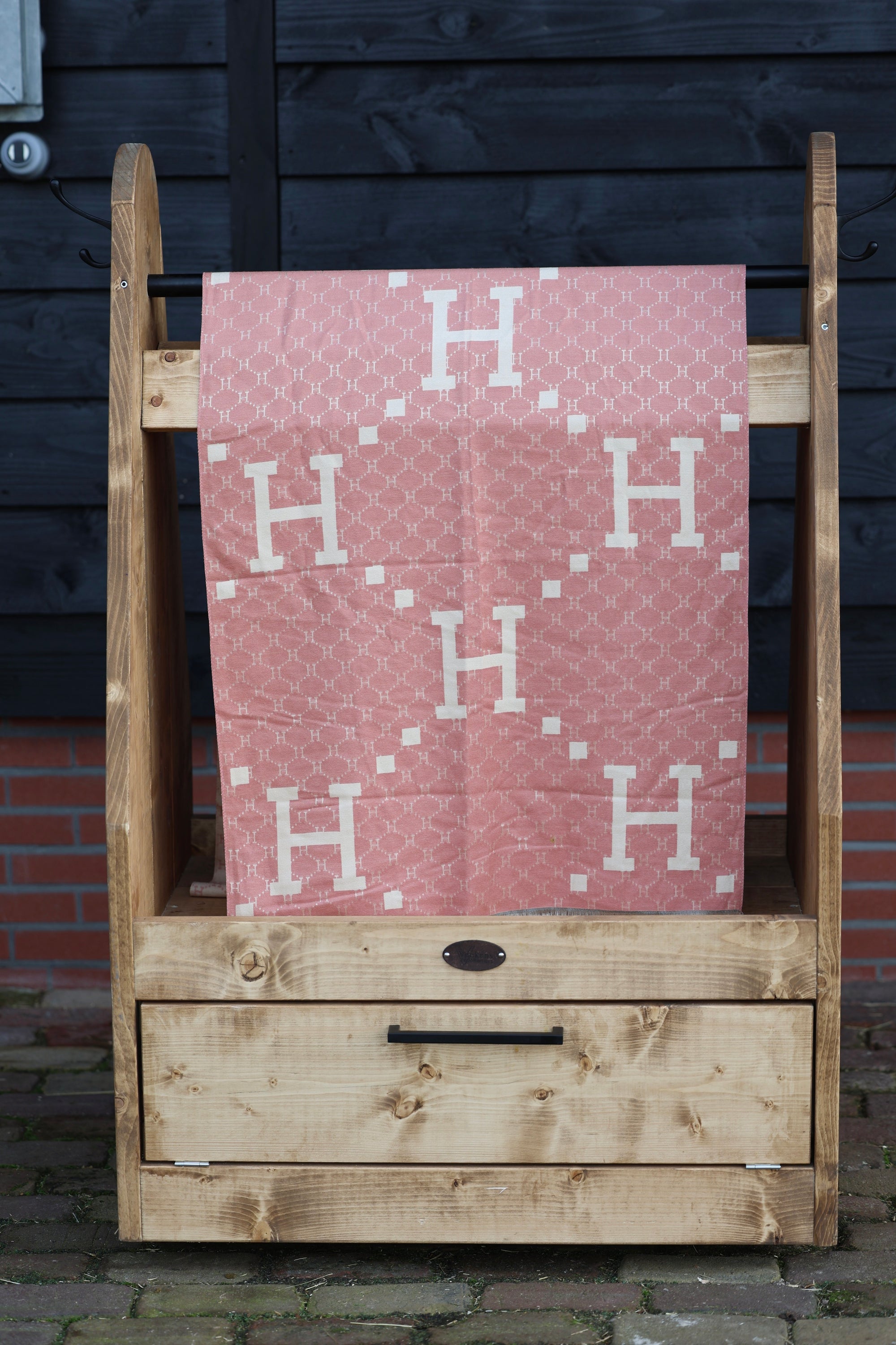 Horses and Lifestyl H Scarf Pink