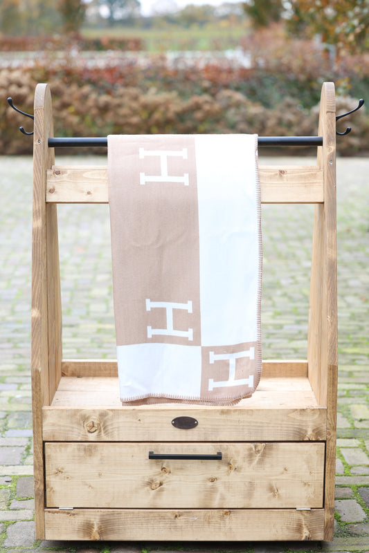 Horses and Lifestyle luxe H Plaid Sand