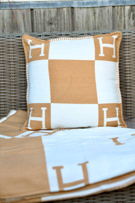 Horses and Lifestyle Pillow H Camel