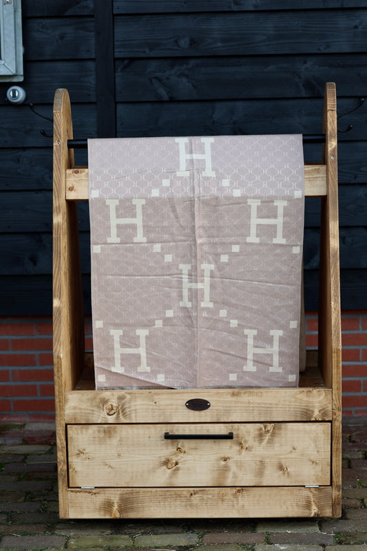 Horses and Lifestyl H Scarf Taupe