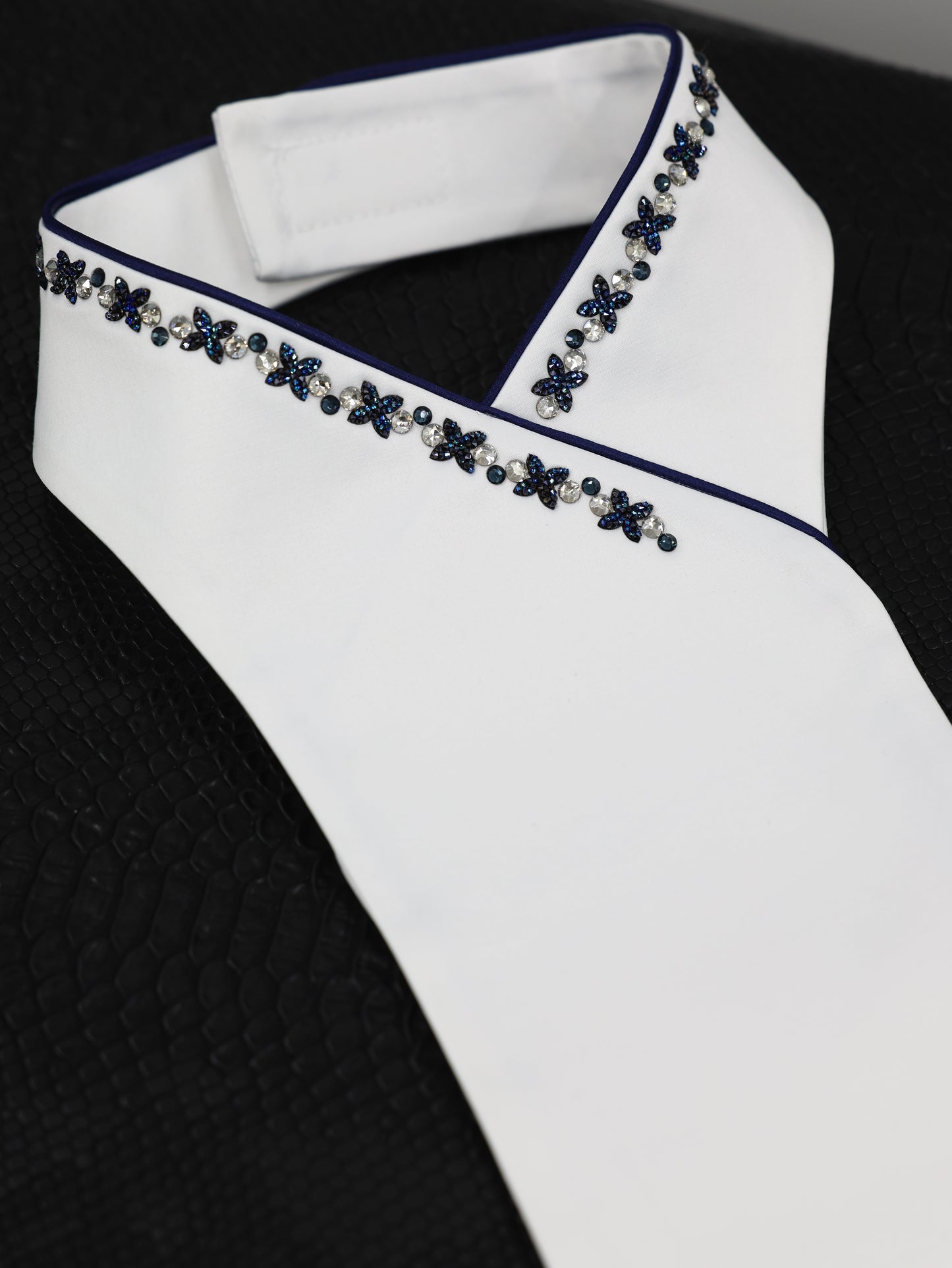 Swarovski Plastron Lamantia Crystal Flower Rocks Blue