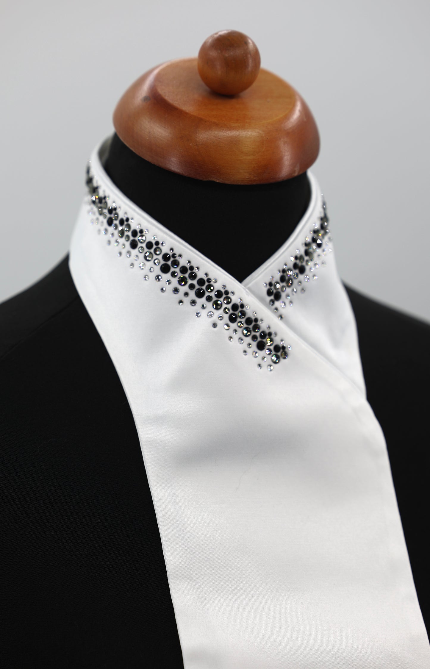 Swarovski Plastron Lamantia Classic Black