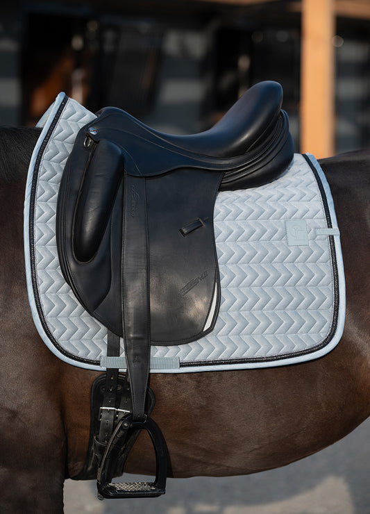 L'Evique Zadeldek Zira – Grijs ***