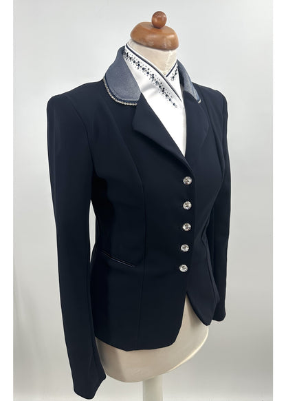 Lamantia Couture Wedstrijdjas sportief donker blauw le 80