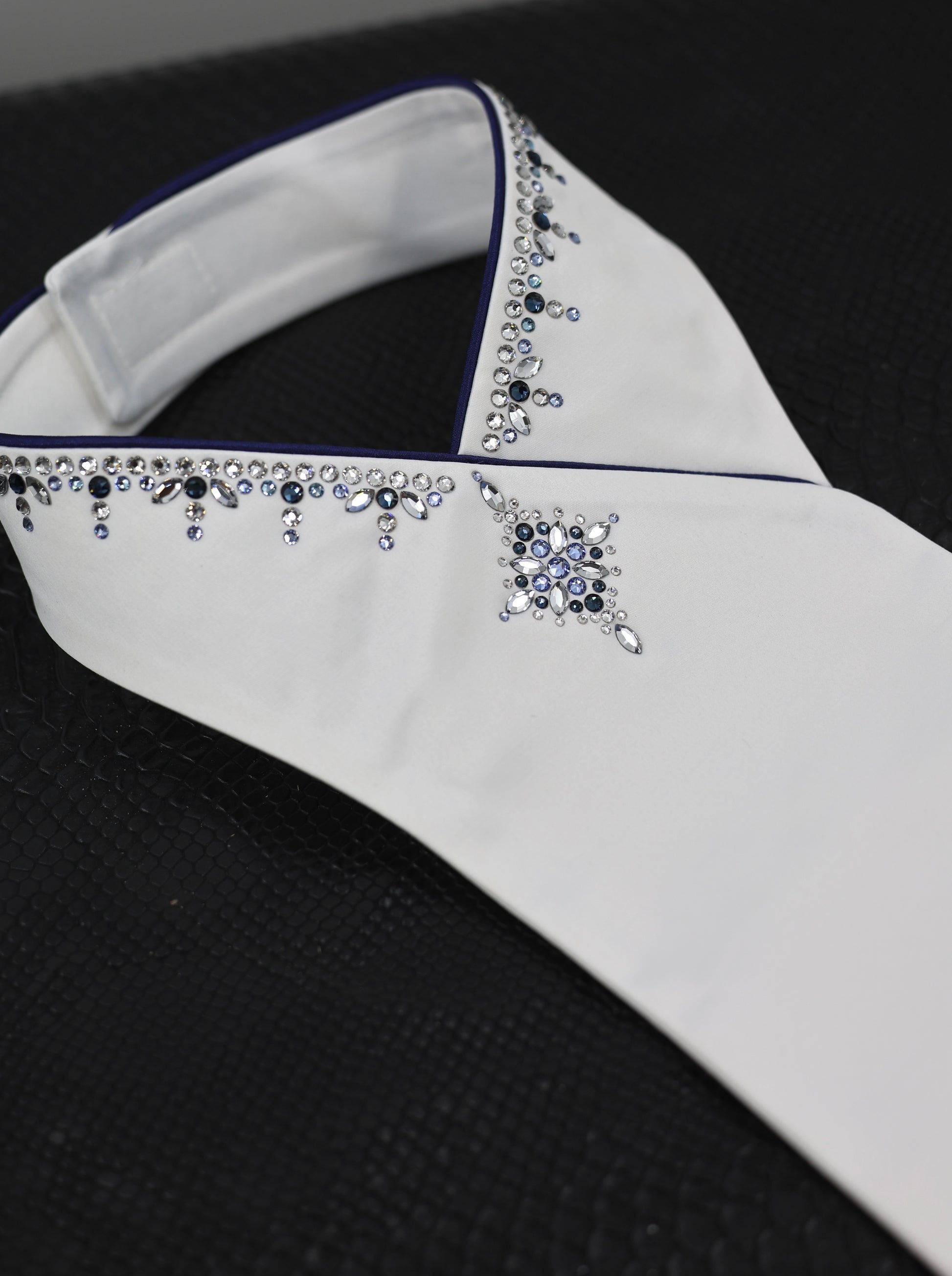 Swarovski Plastron Lamantia classic avant Blue