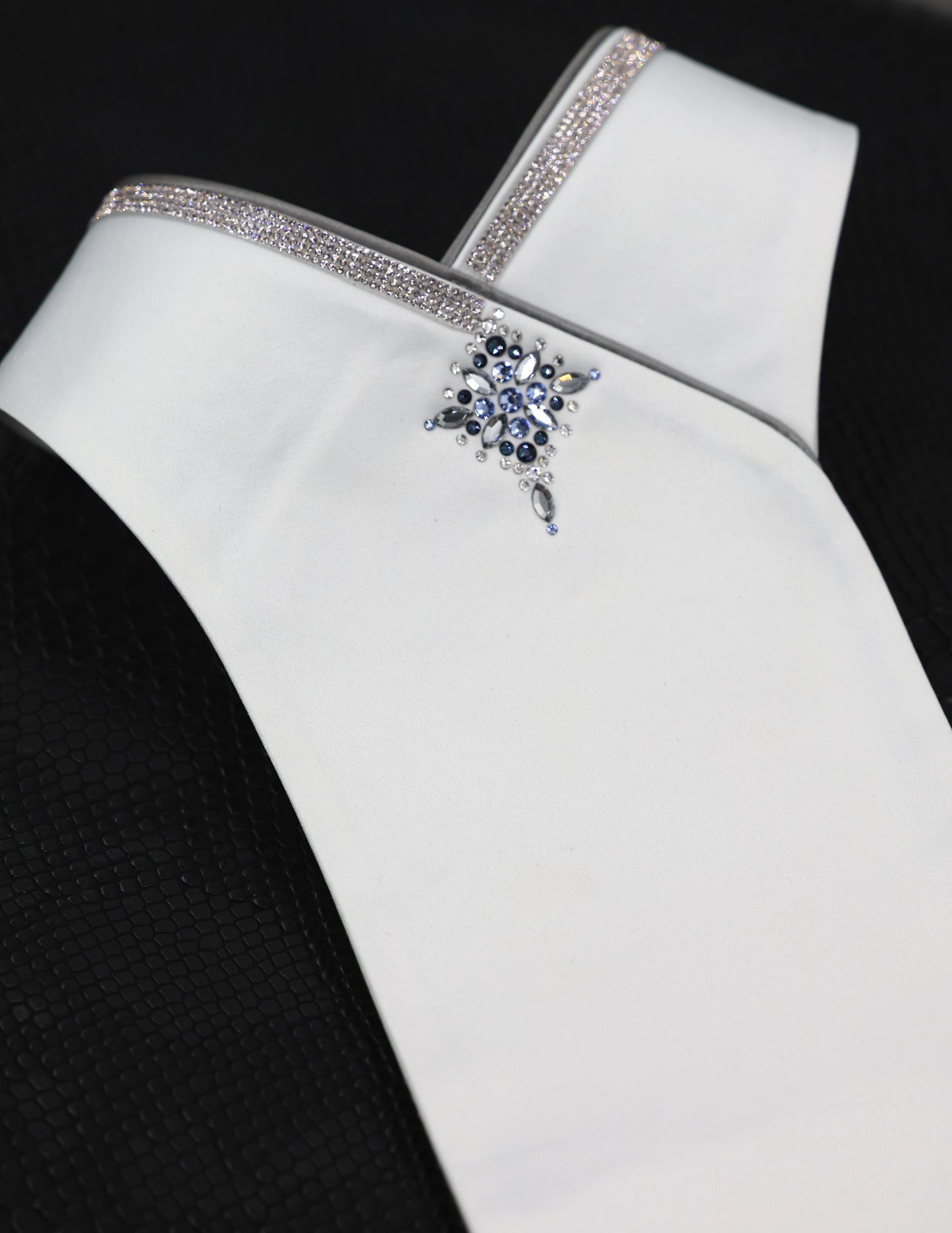 Swarovski Plastron Lamantia classic Crystal silver Tex