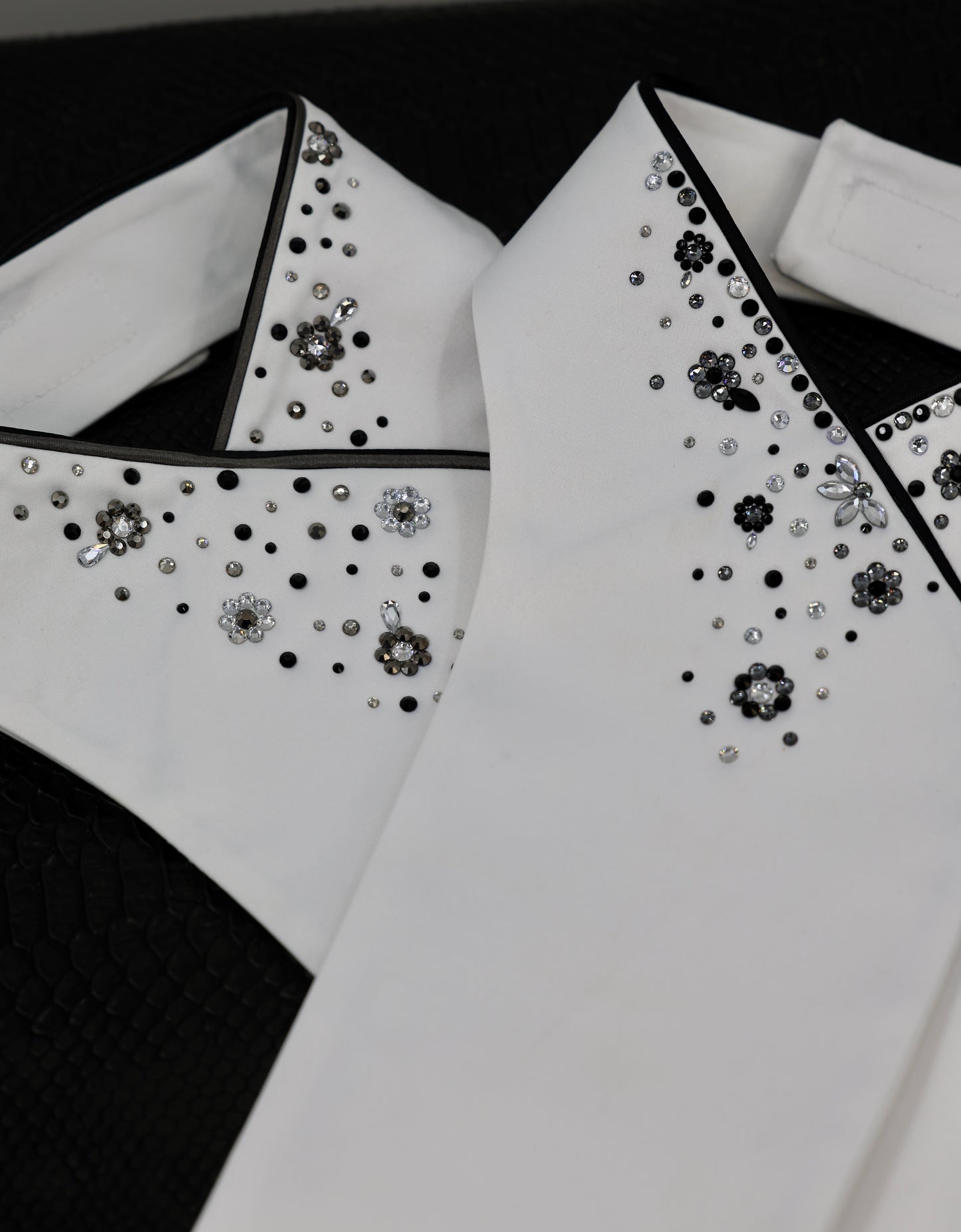 Swarovski Plastron Lamantia Lumina Bloom
