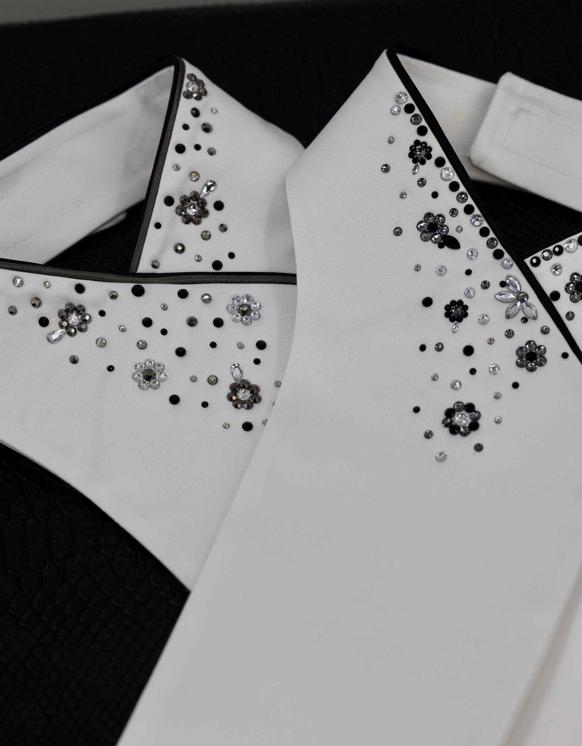 Swarovski Plastron Lamantia Lumina Bloom