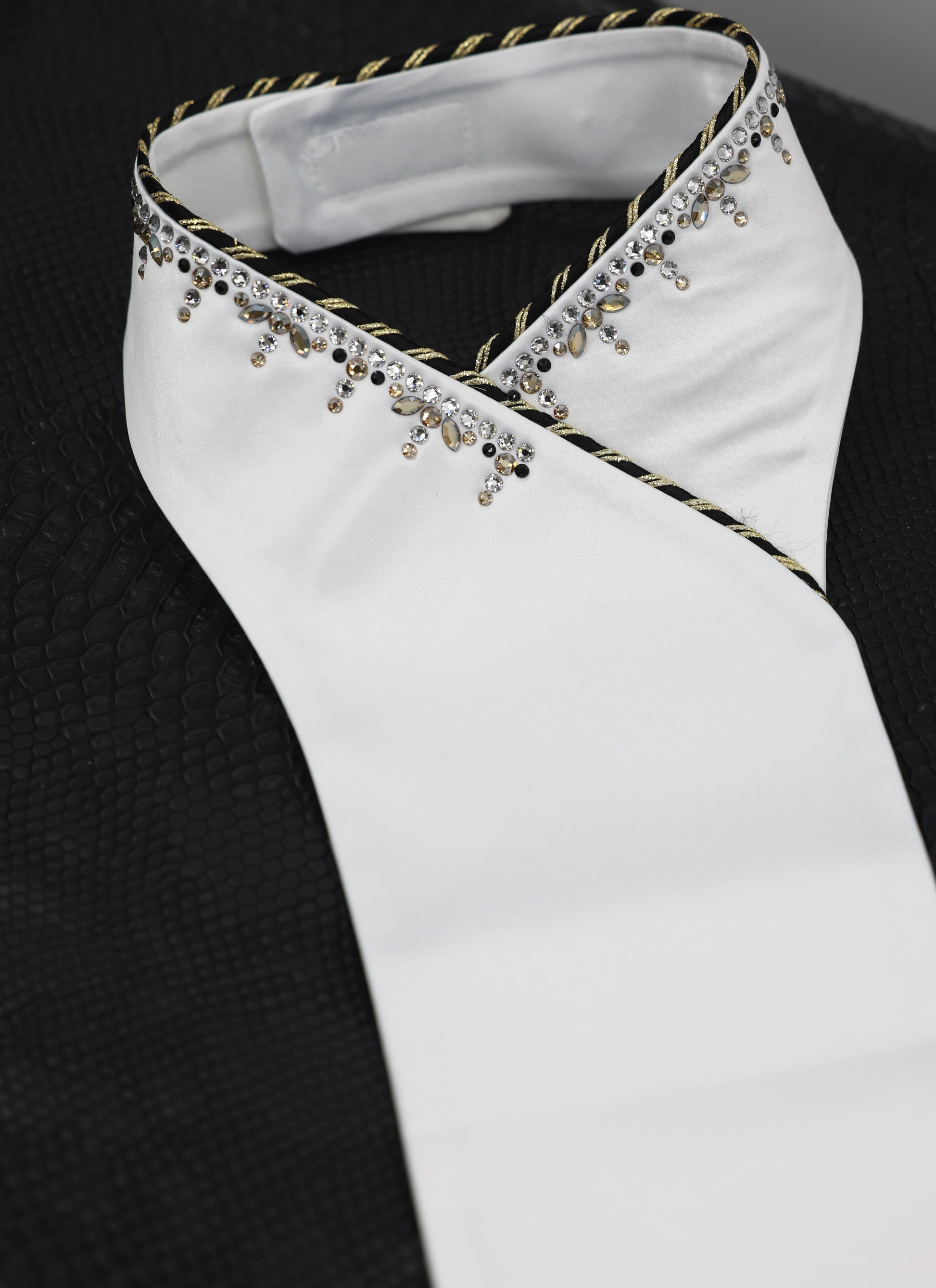 Swarovski Plastron Lamantia crystal Golden Flow